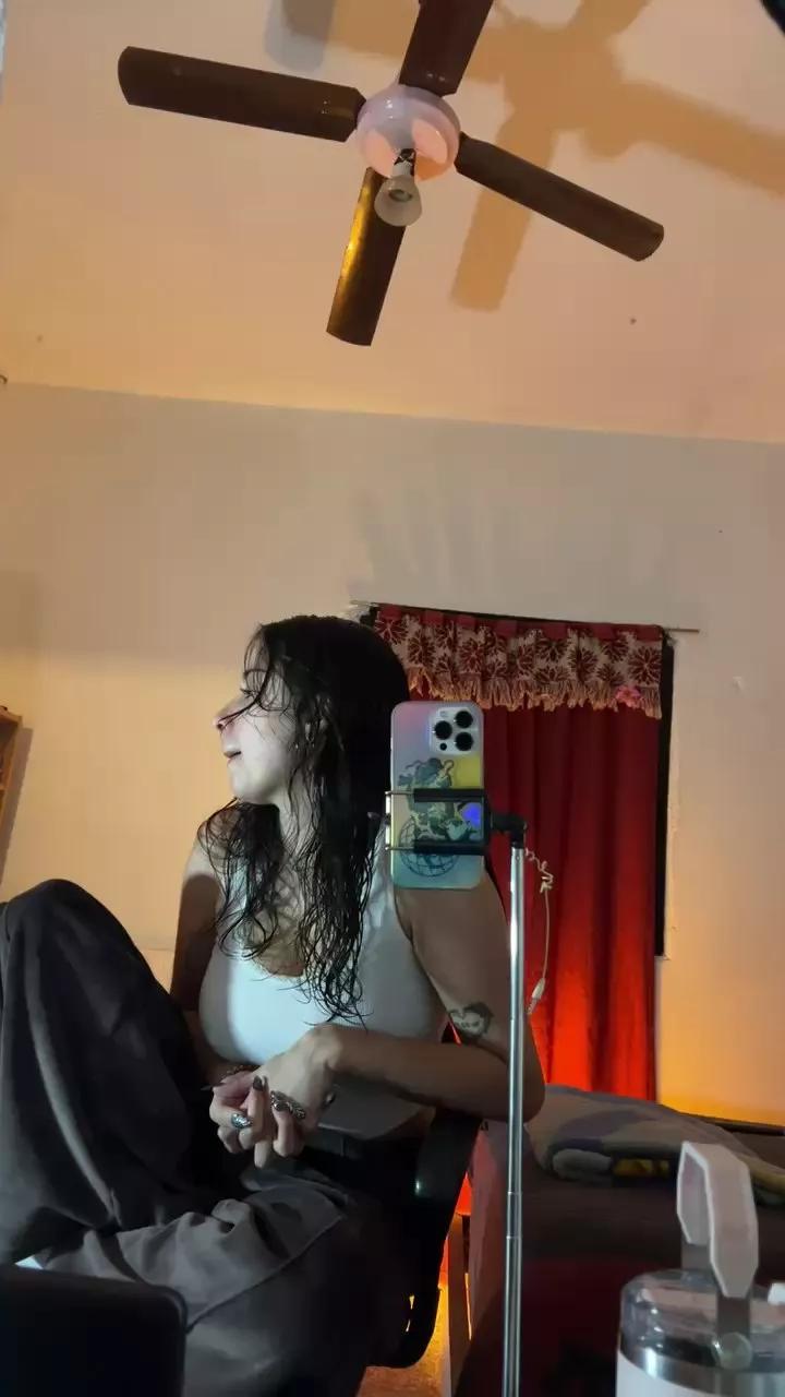 Mmaai from Cam4