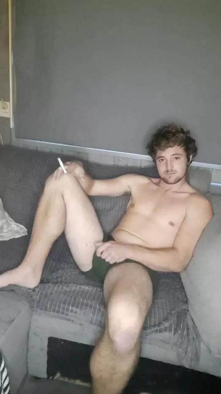 Moesbi webcams show profile image 