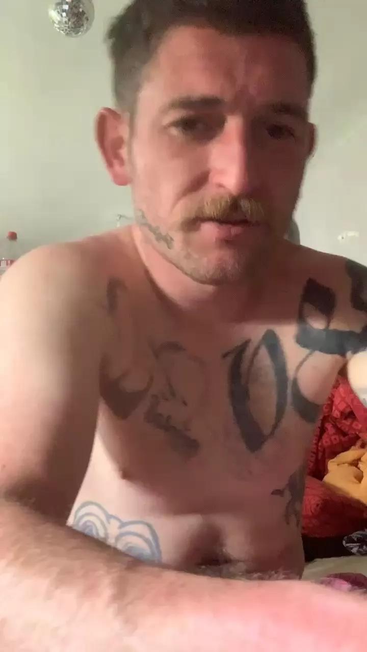 Mooooustache from Cam4