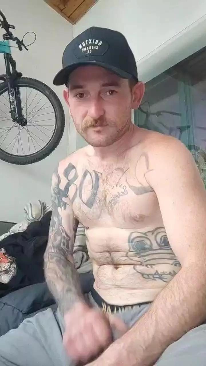 Mooooustache from Cam4