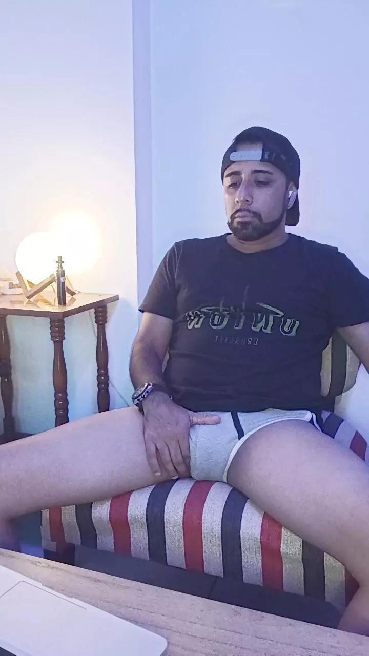 Morochiooo35 from Cam4