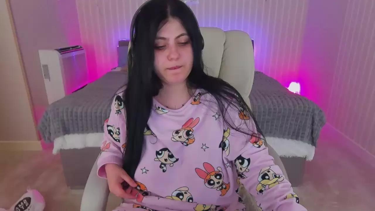 NanaDaizy from Cam4