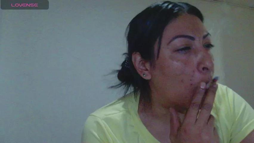NanaJuicy from Cam4