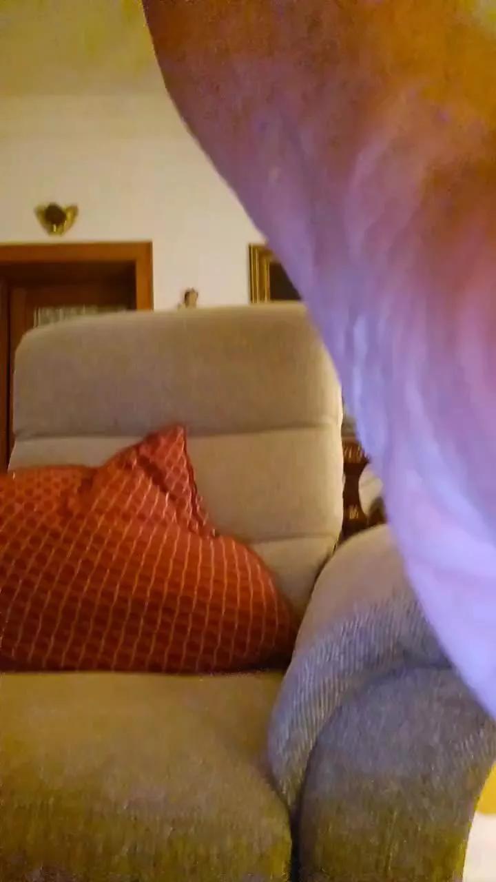 needitt2 from Cam4