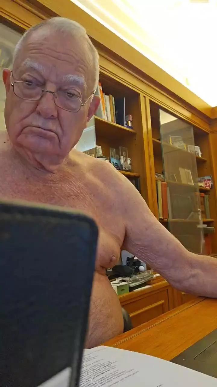needitt2 from Cam4
