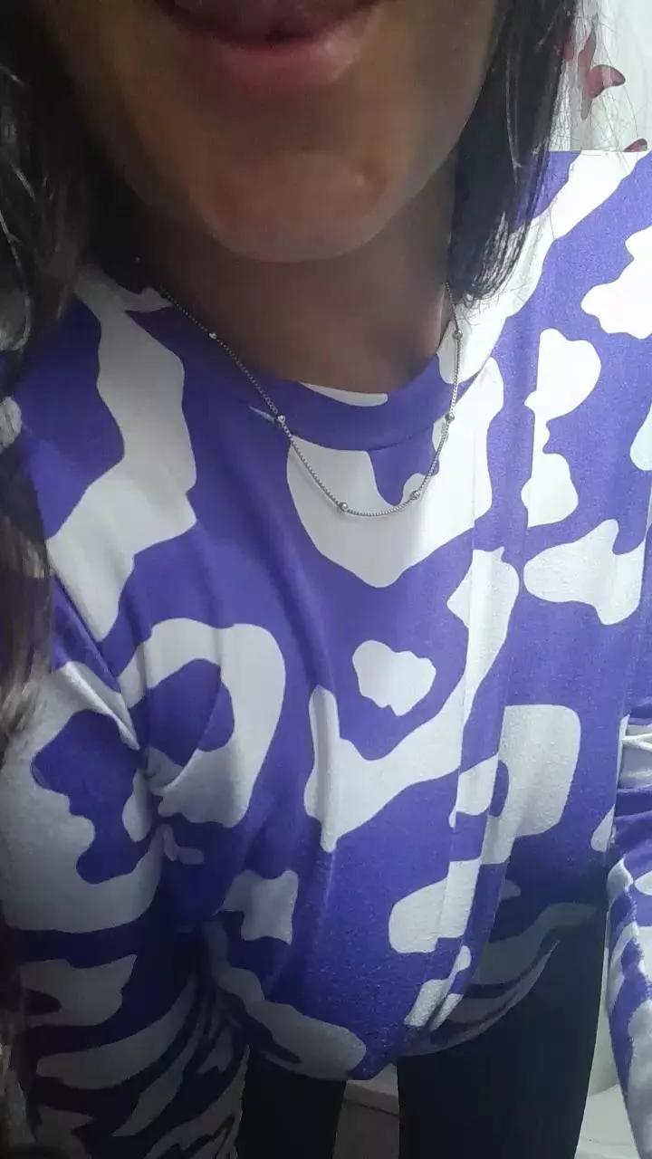 Nella_25 from Cam4