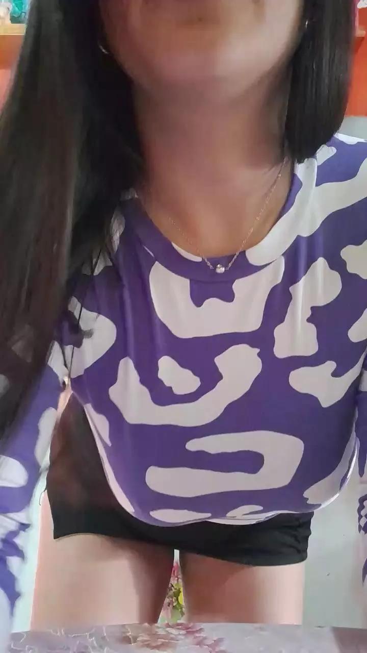 Nella_25 webcams show profile image 