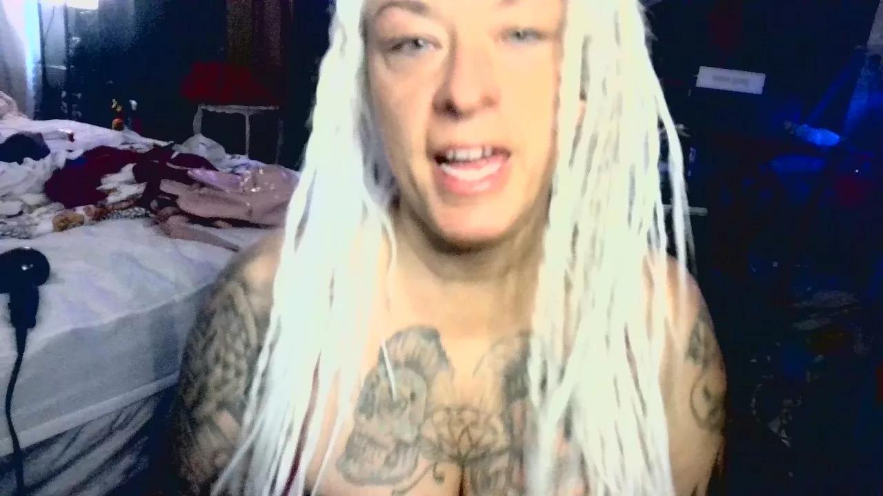 nikkilogan from Cam4