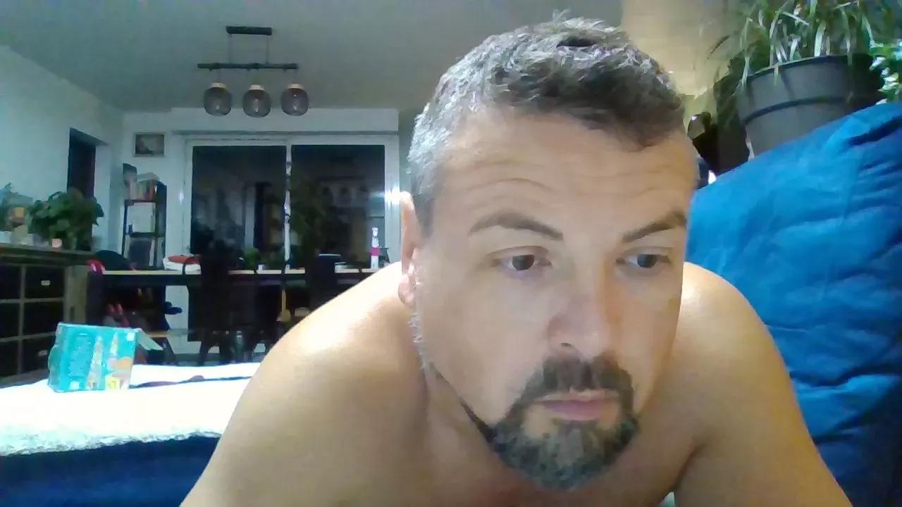 nonolop62 from Cam4