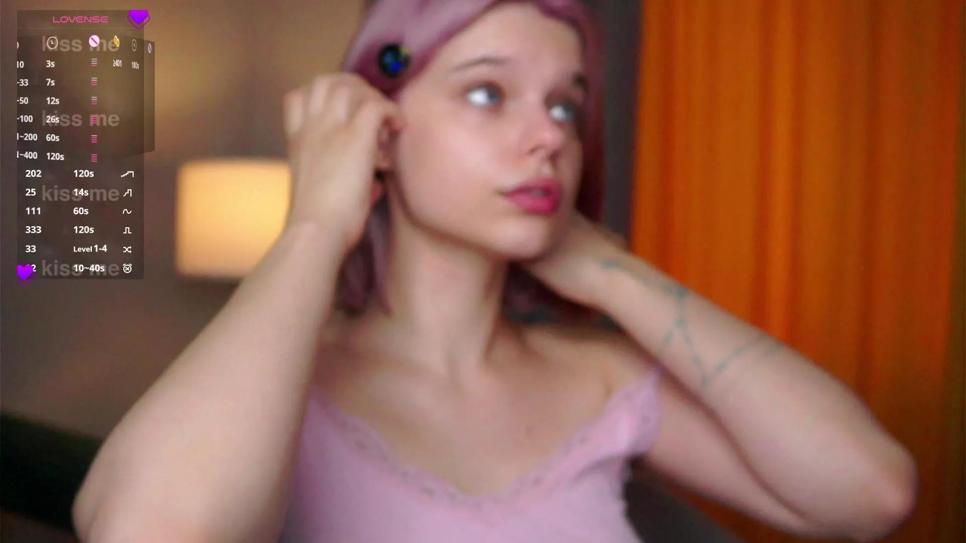 OdetteFarran on Cam4