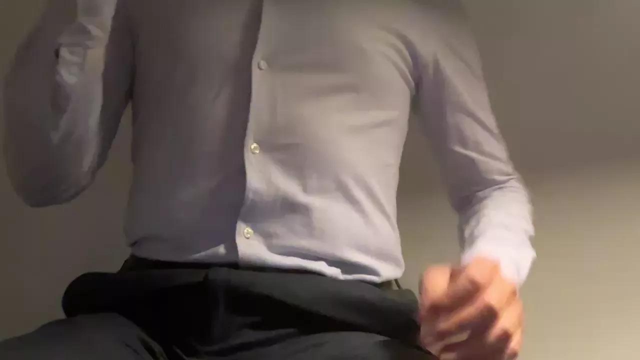Officerkk from Cam4