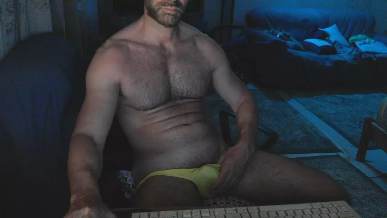 Olmo_hot from Cam4
