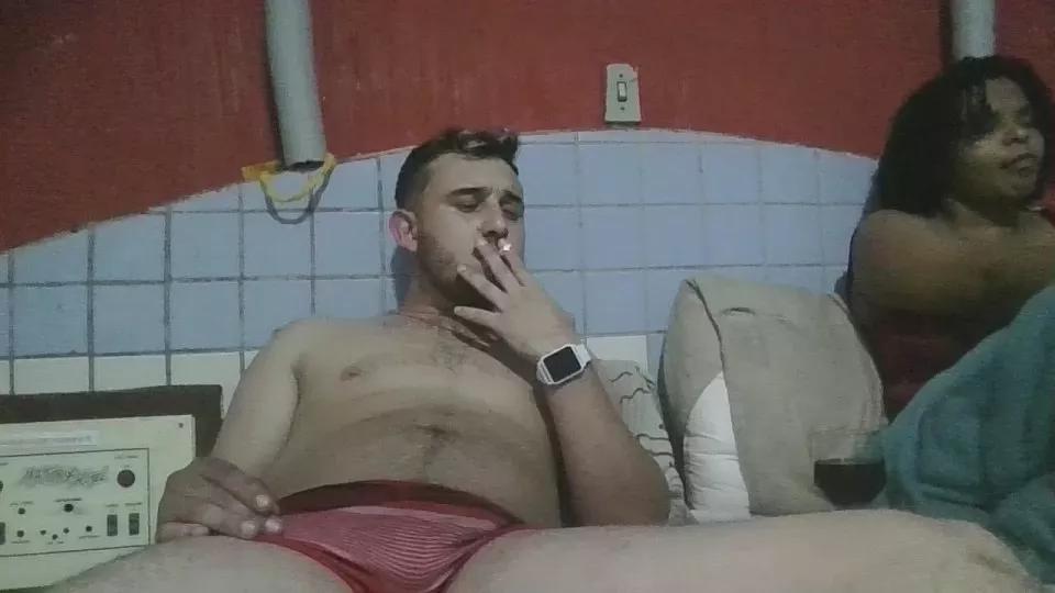 Omiranhaaaa webcams show profile image 