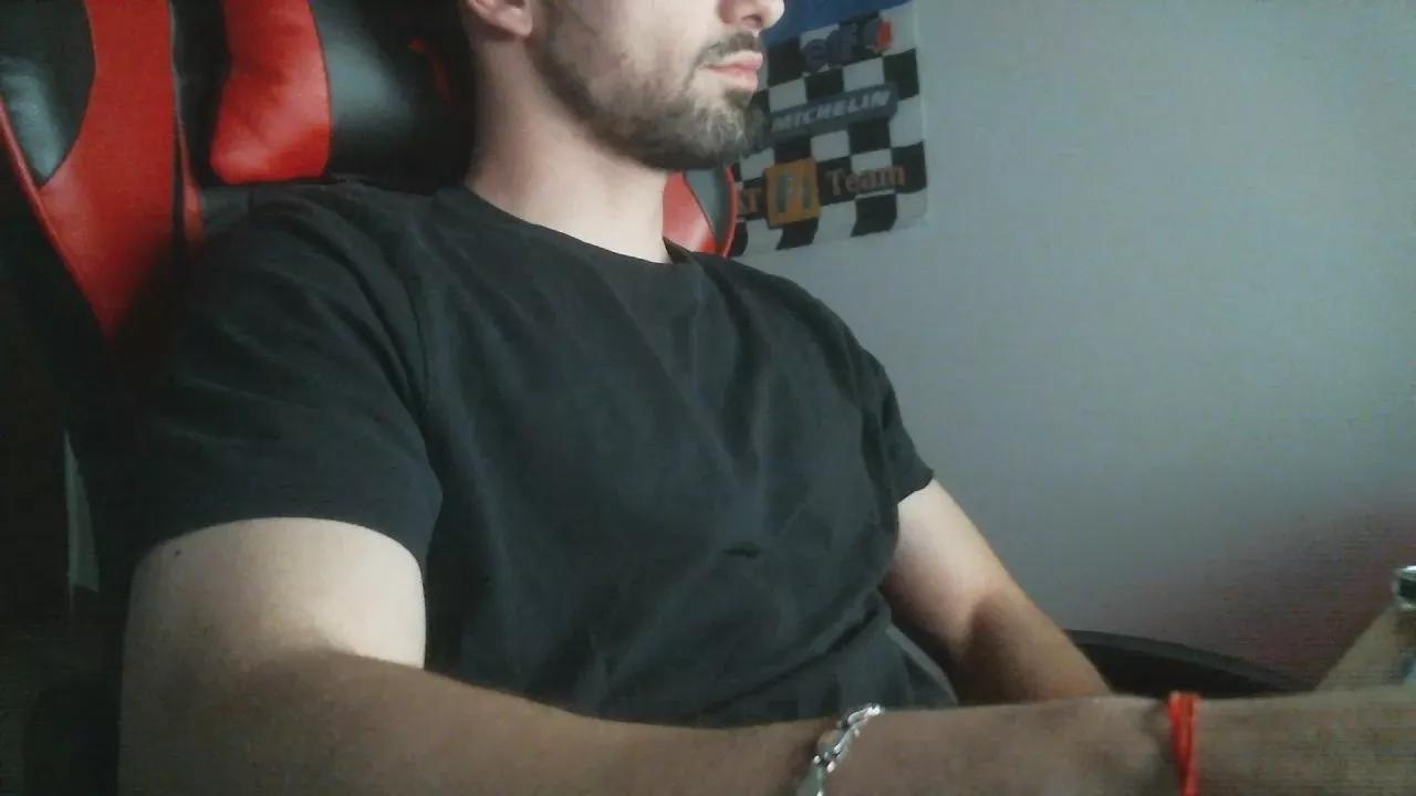 Onflamesss webcams show profile image 