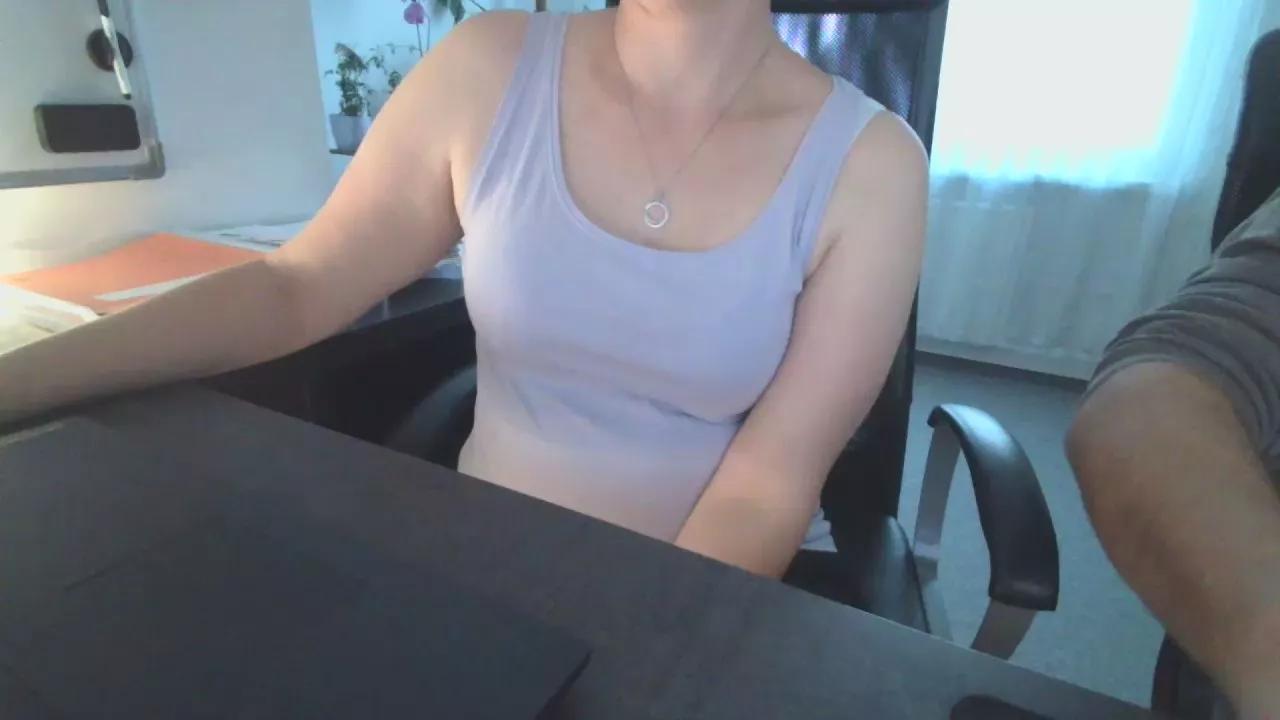 oOSUSIOo from Cam4