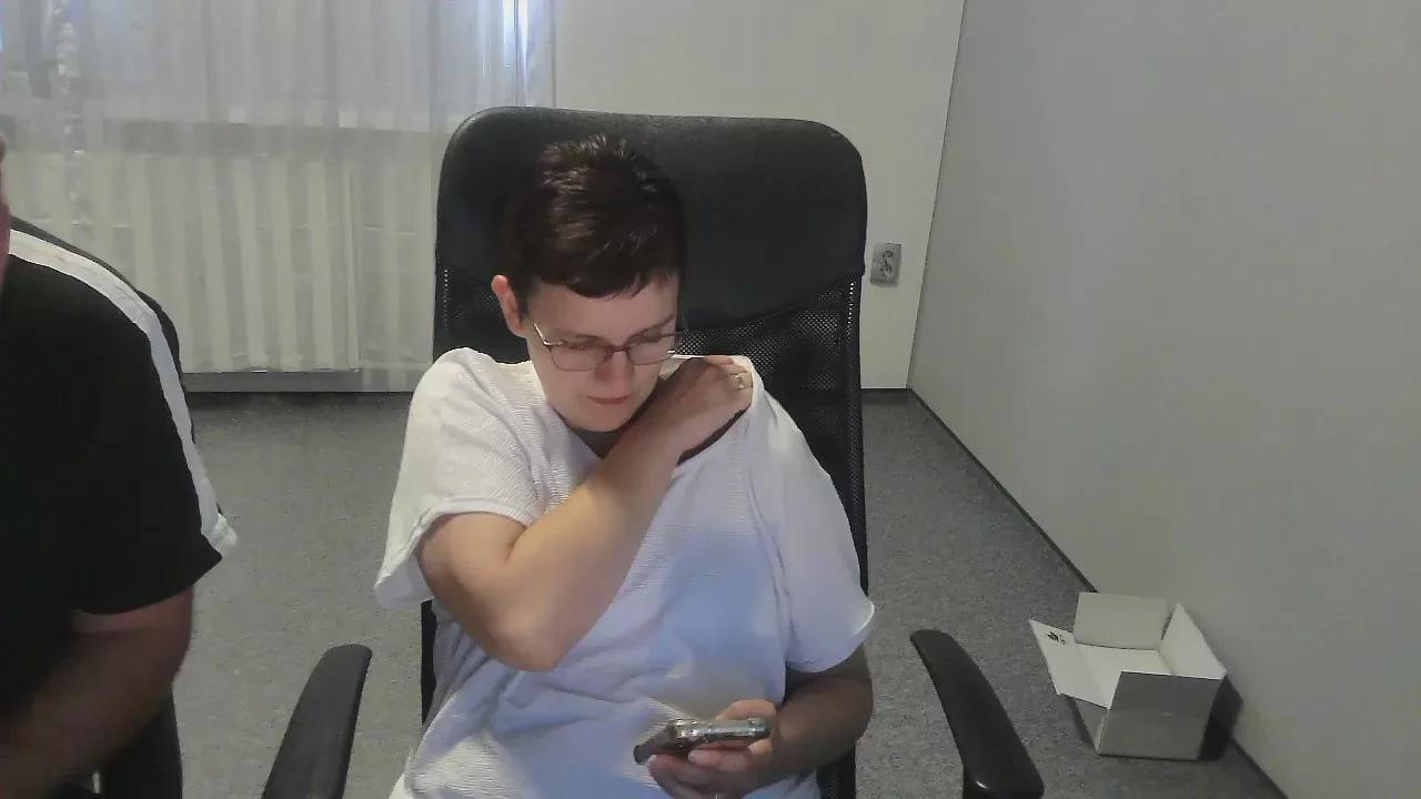 oOSUSIOo from Cam4