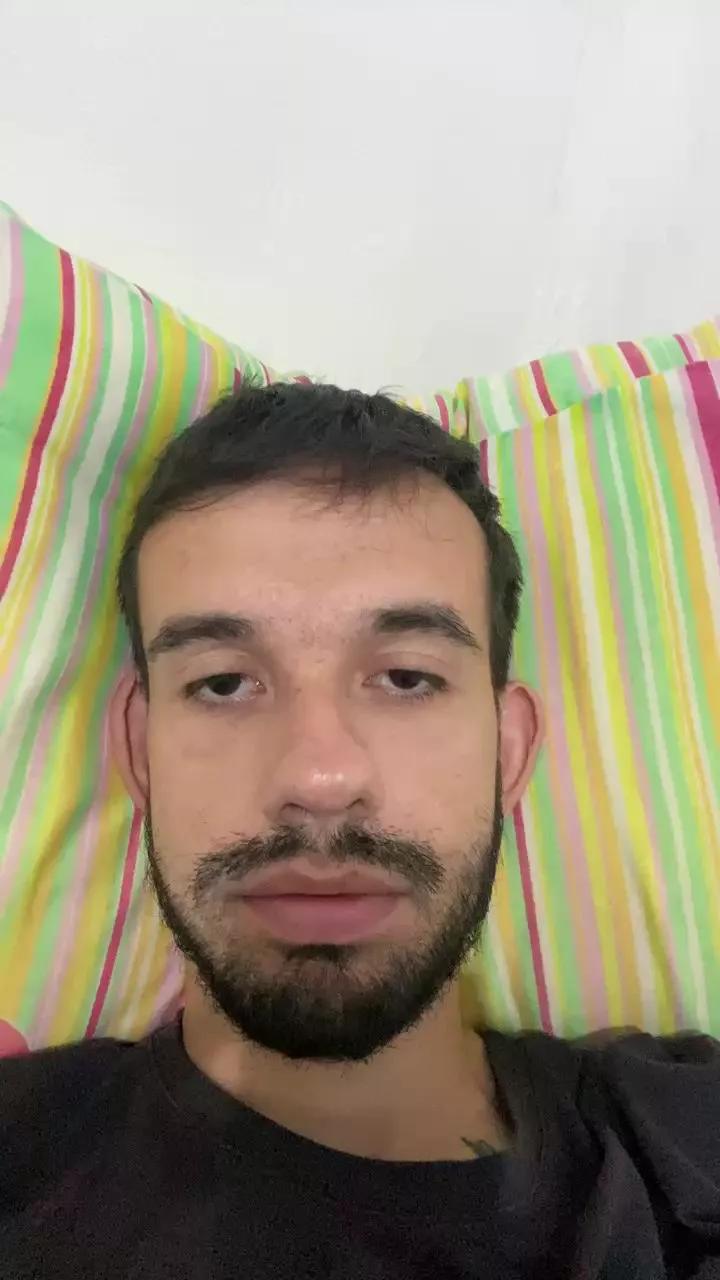 Pedrogarcia9 webcams show profile image 