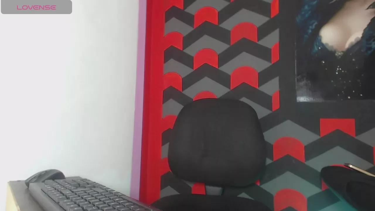 Penelope_69_ from Cam4