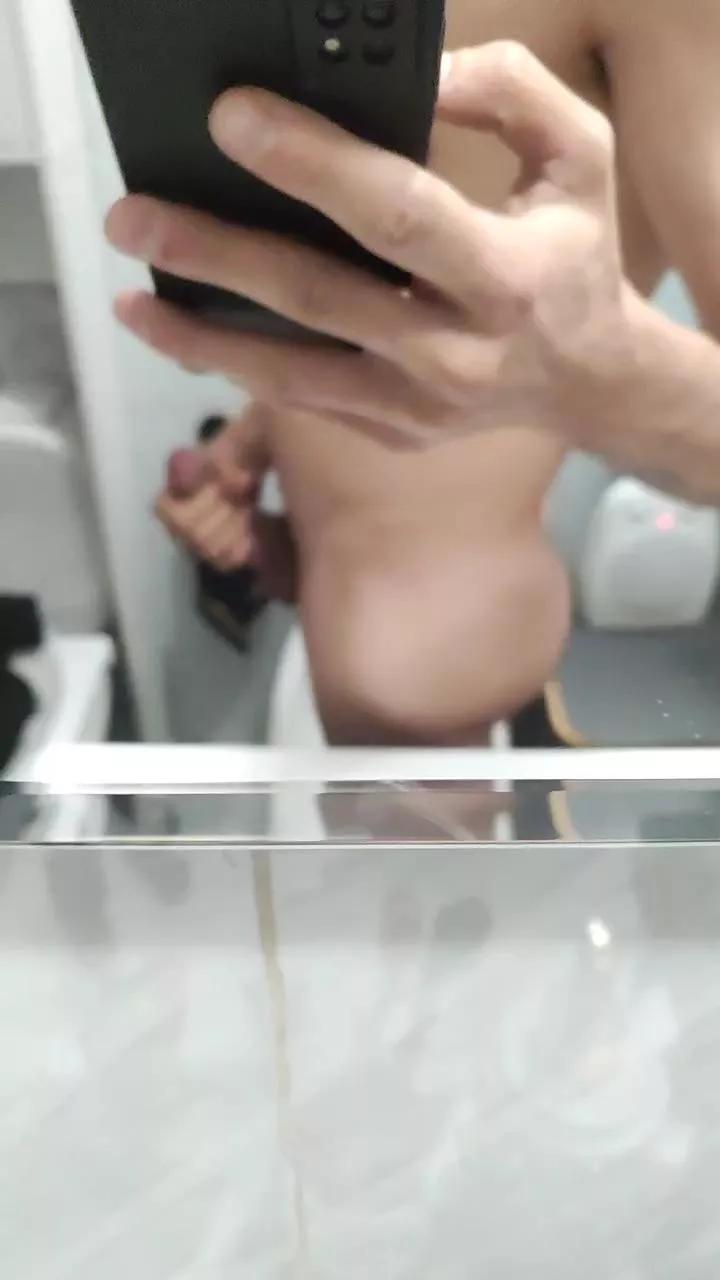 perroloco68 from Cam4