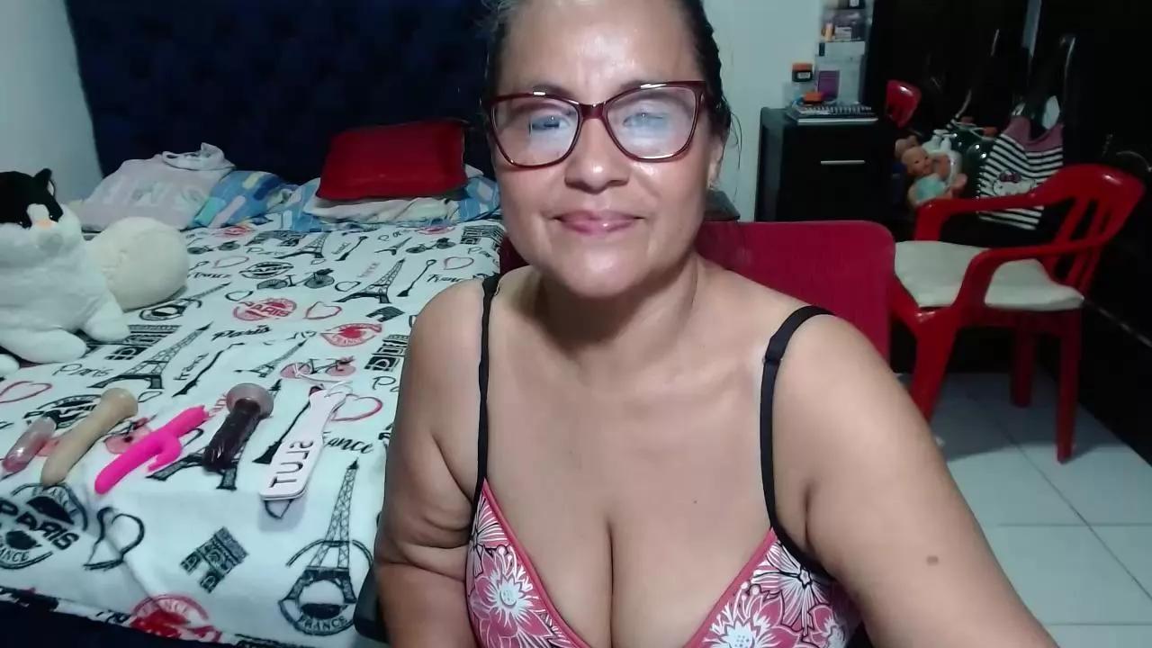 Pervert_hot4 webcams show profile image 