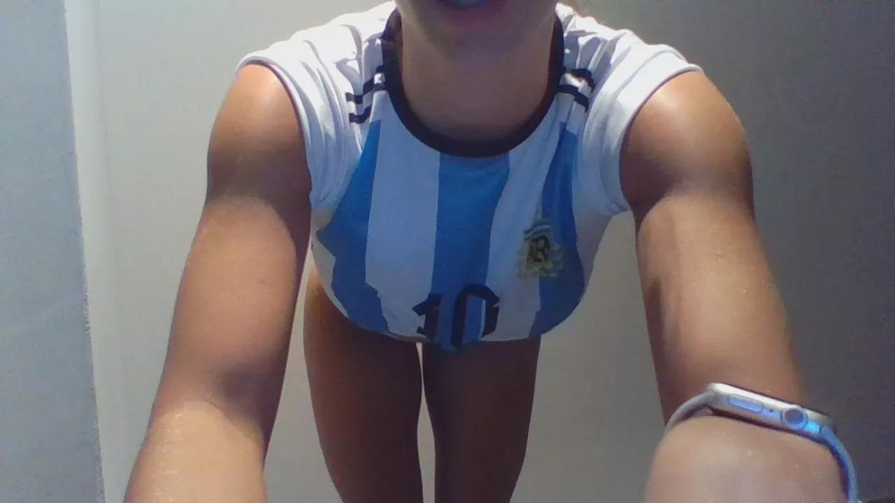 Photos of picantesweet3 from Cam4 is Freechat