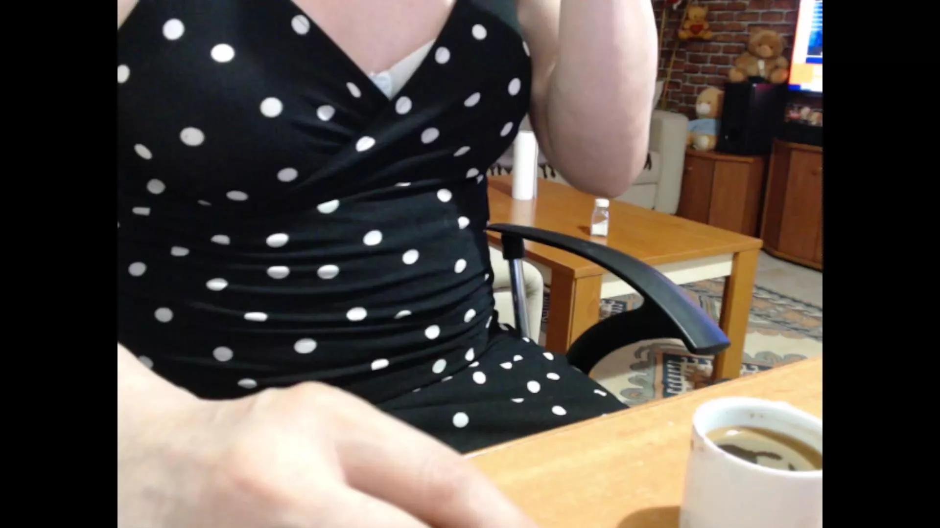 pollen_07 from Cam4