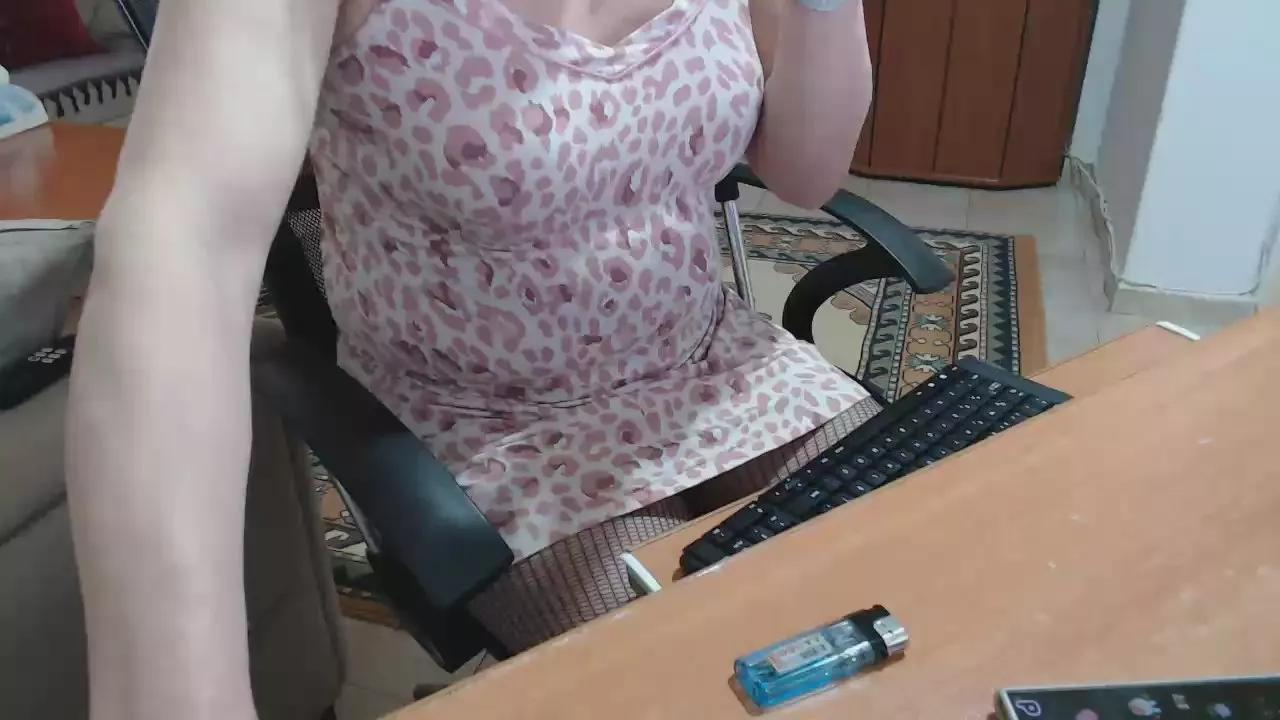pollen_07 from Cam4