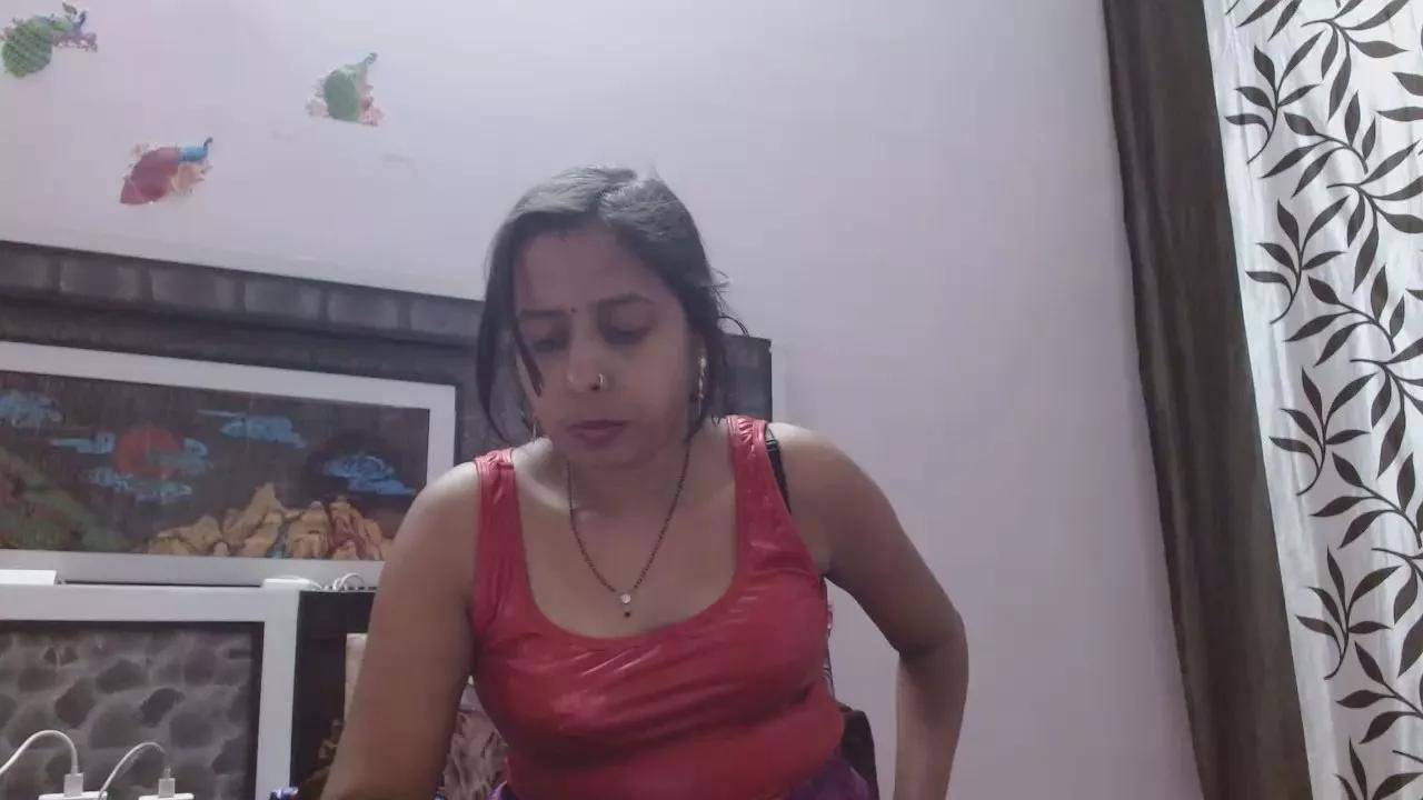 Priyaverma webcams show profile image 