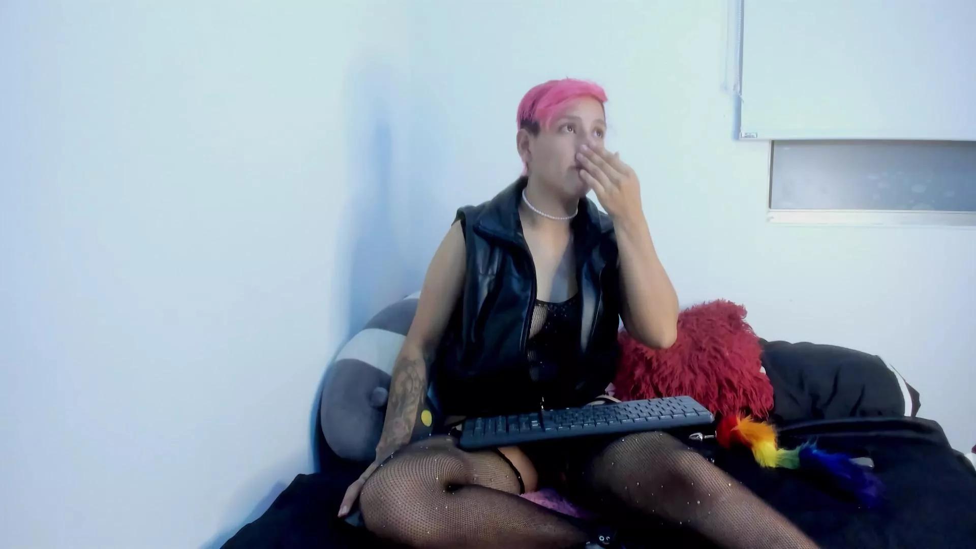 Pussy18Hardcore from Cam4