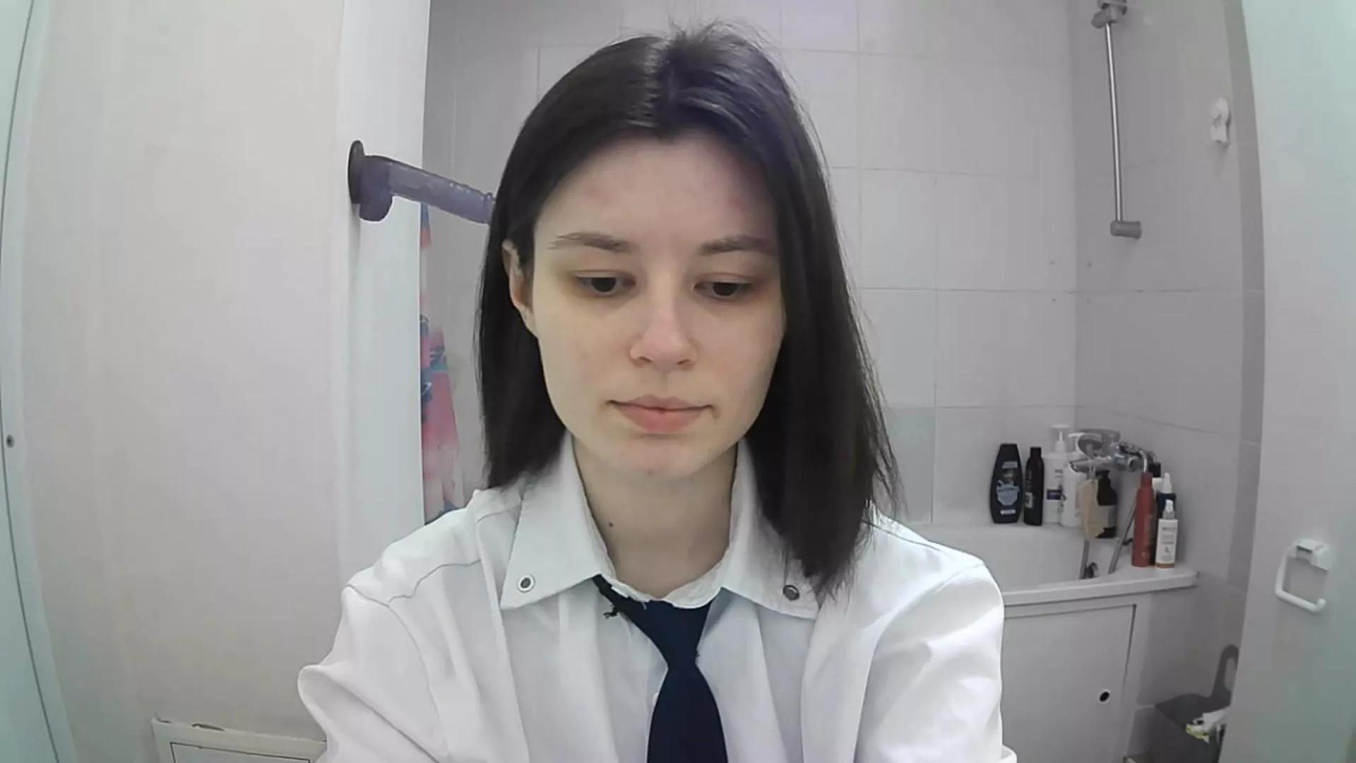 QueenieGriscom from Cam4