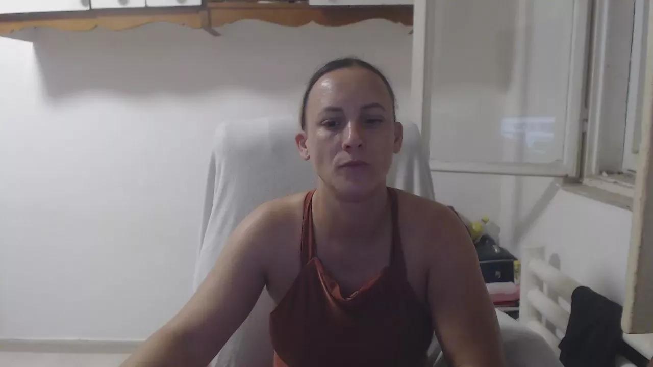 queensinner from Cam4
