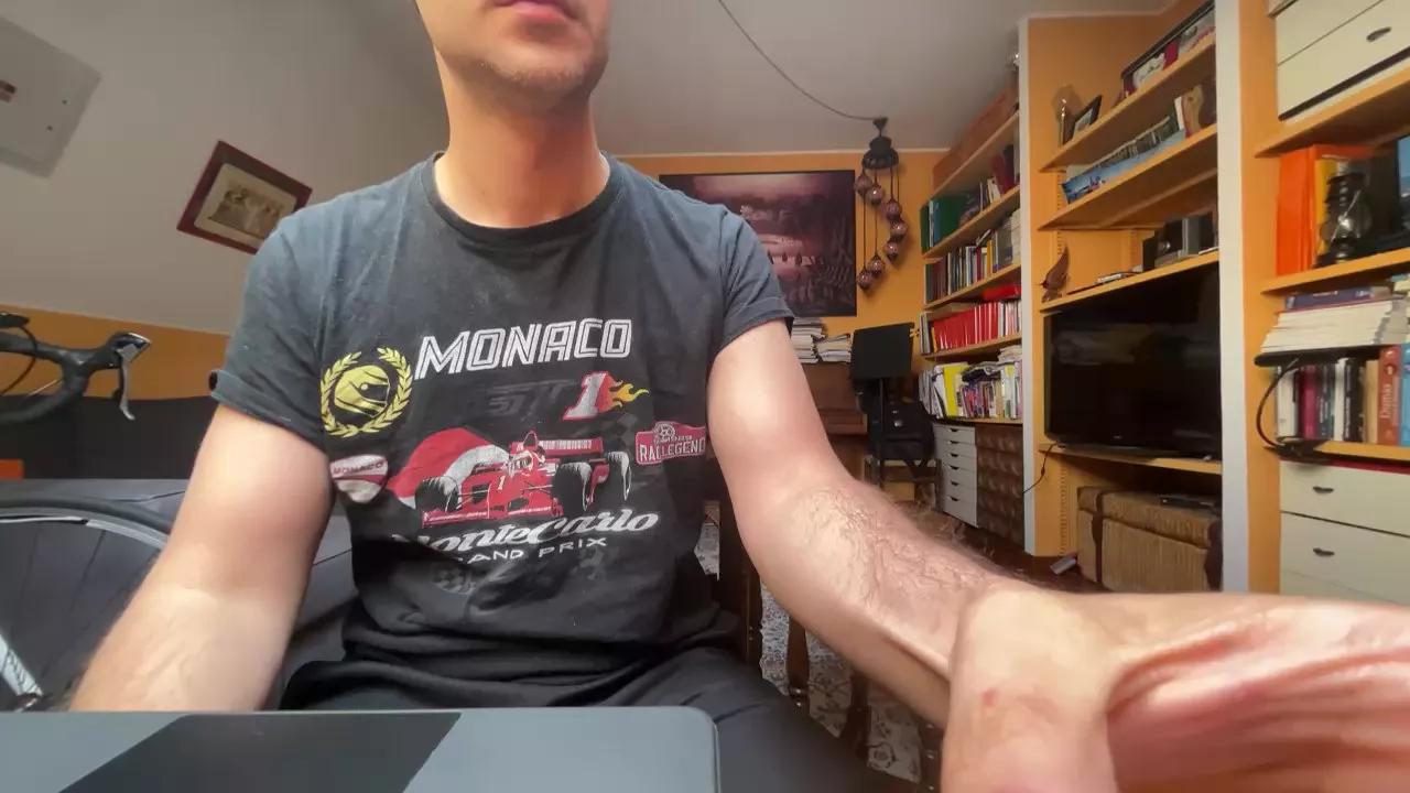 ragazzoxxl from Cam4