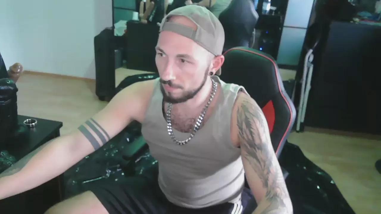 Re_Versatile webcams show profile image 