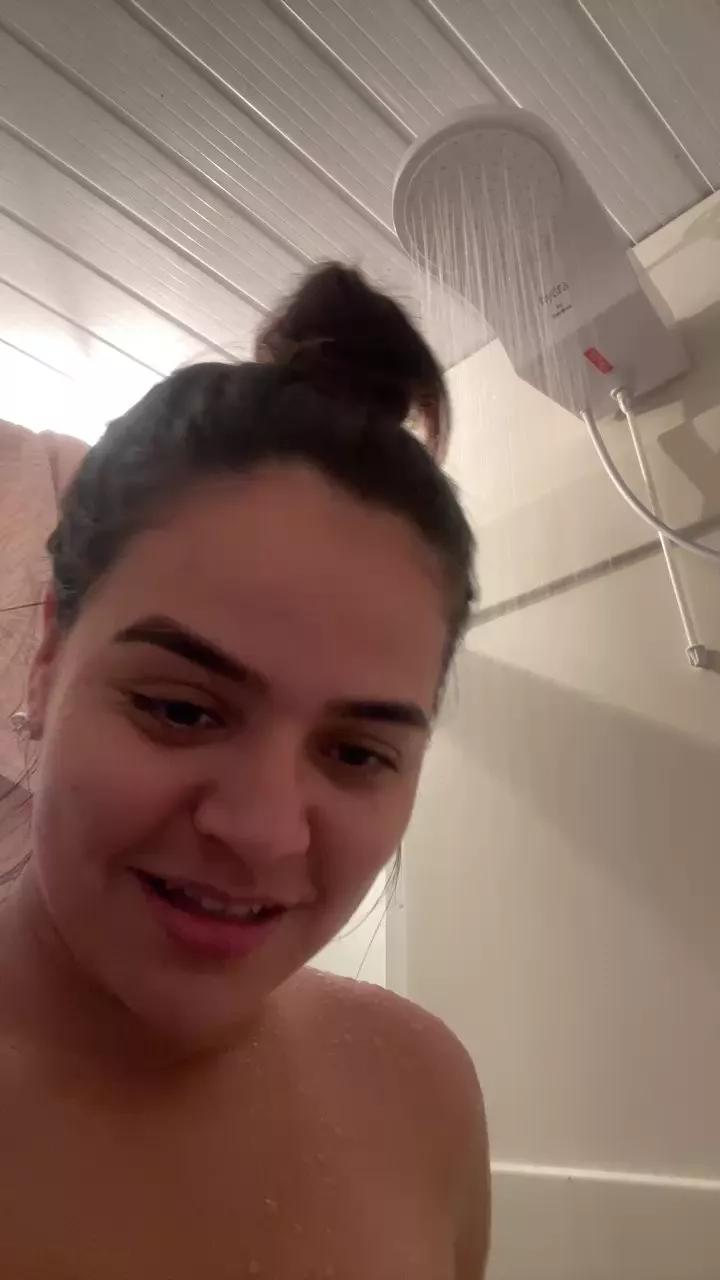 Rebeccaa99 from Cam4