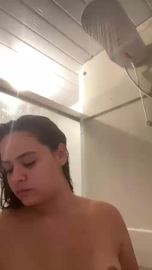 Rebeccaa99 from Cam4