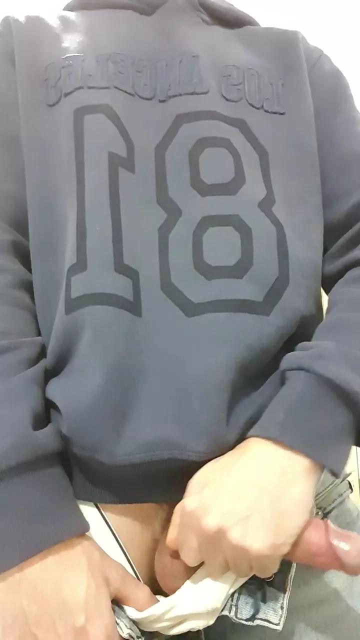 Renezelwegher24 from Cam4