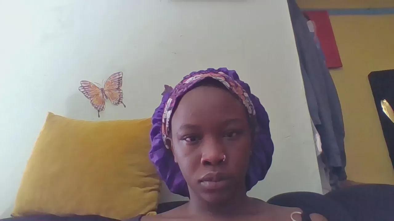 Rozalia1 webcams show profile image 