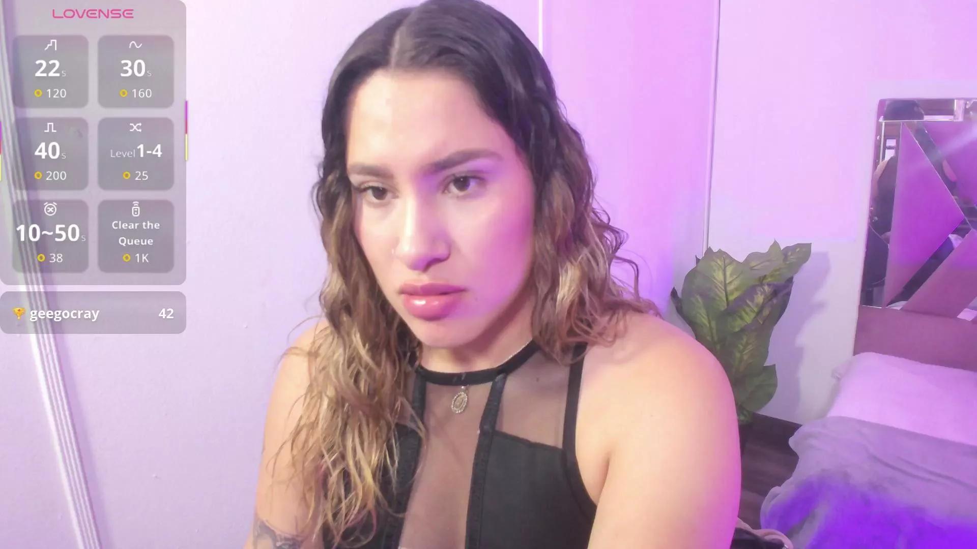 SAAYA_TAY from Cam4