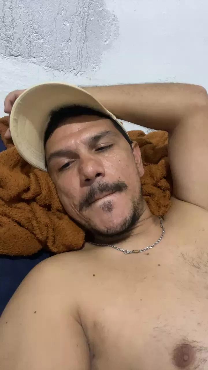 safadaocamm4 from Cam4