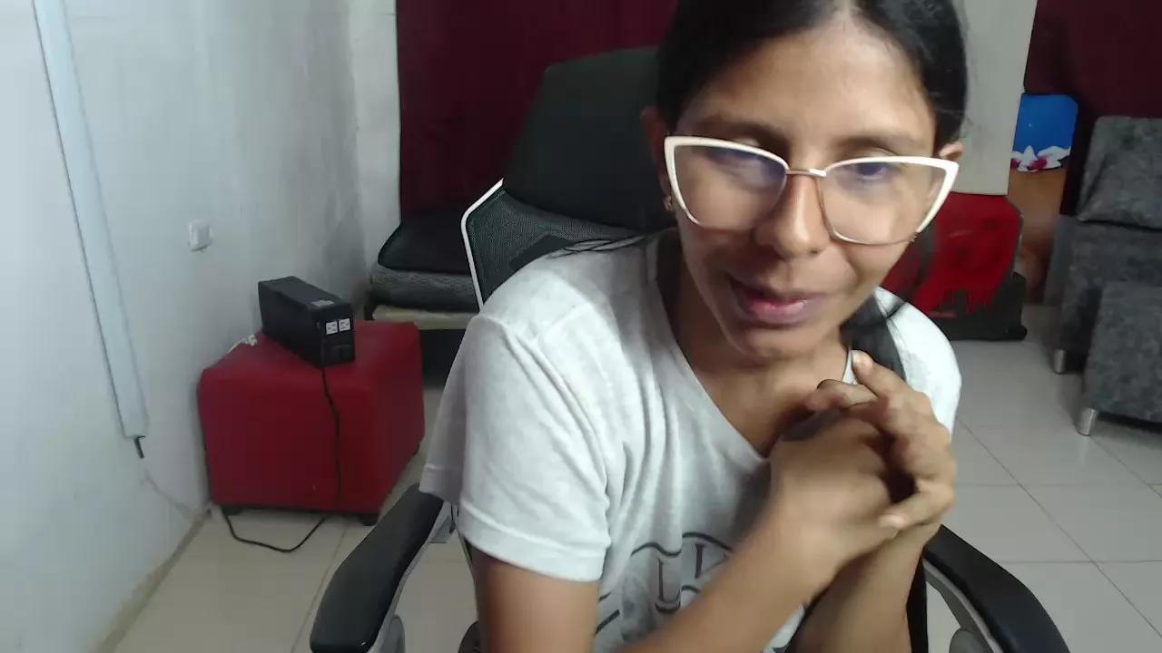 Saharii02 from Cam4