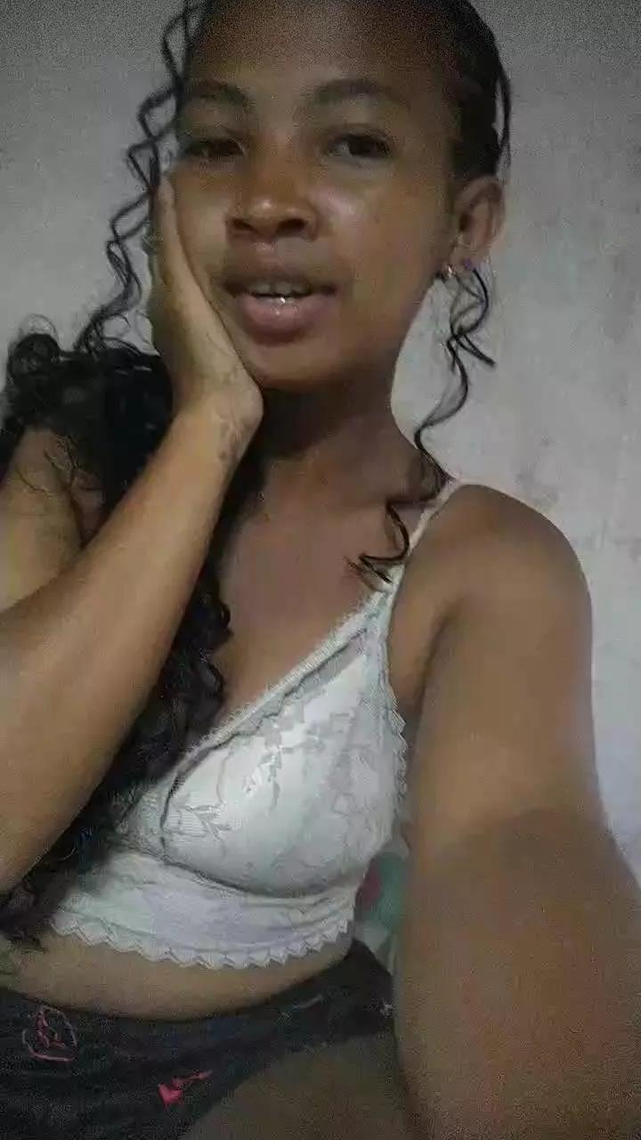 Sama70 webcams show profile image 