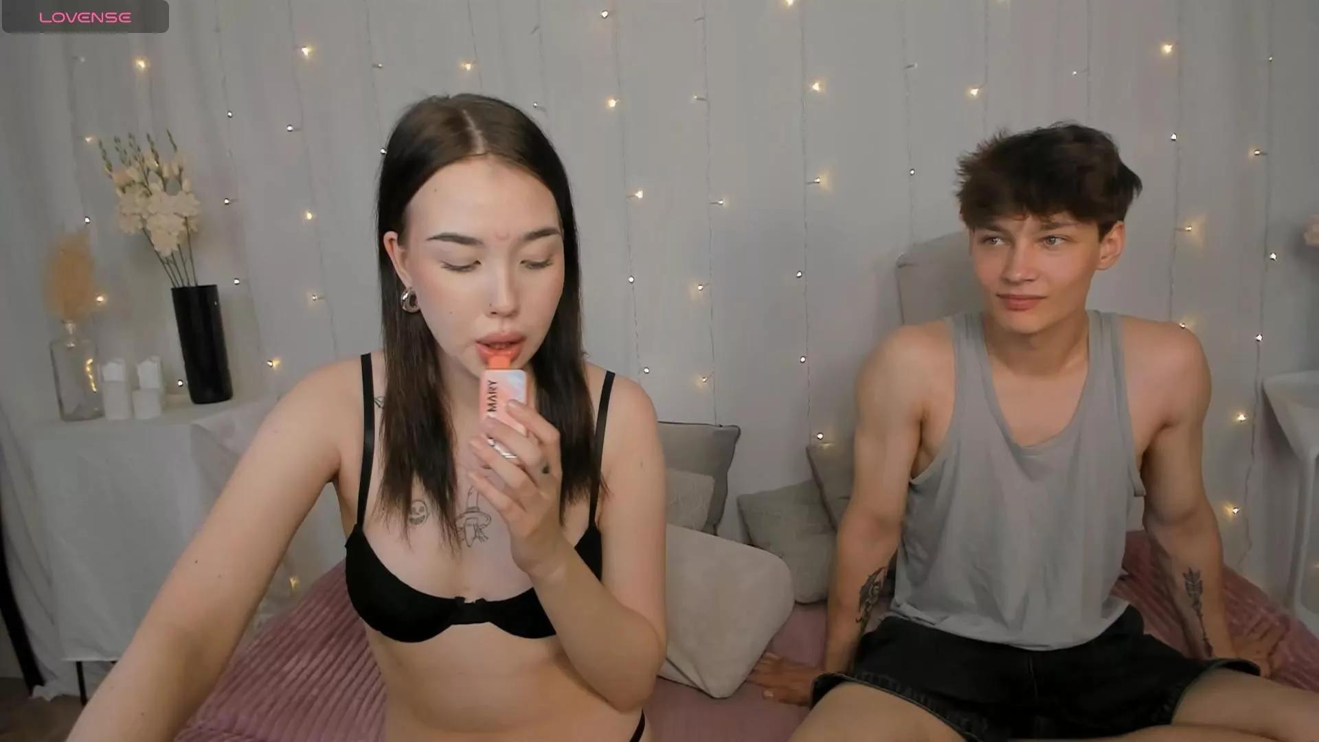 Samanie from Cam4