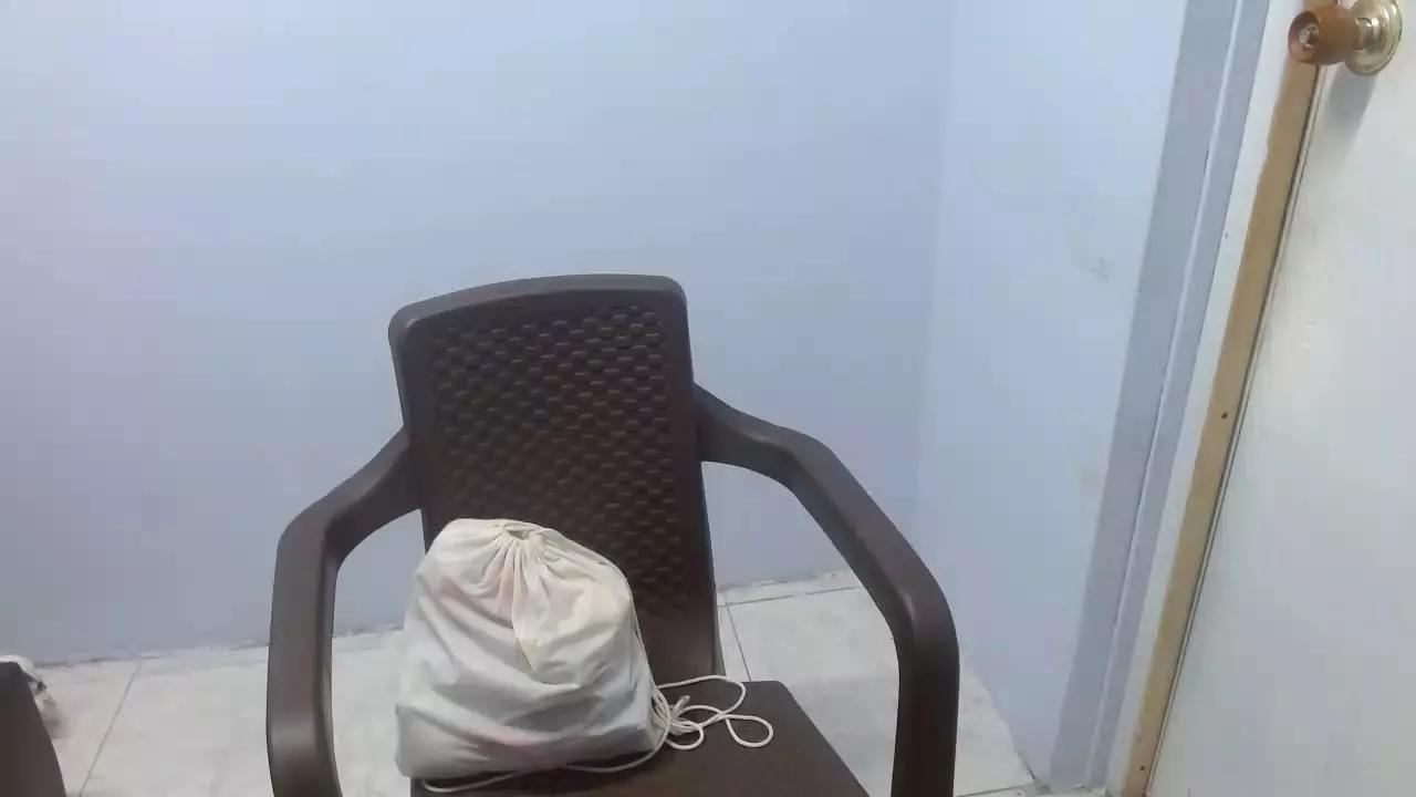 SamanthaRedsx21 from Cam4