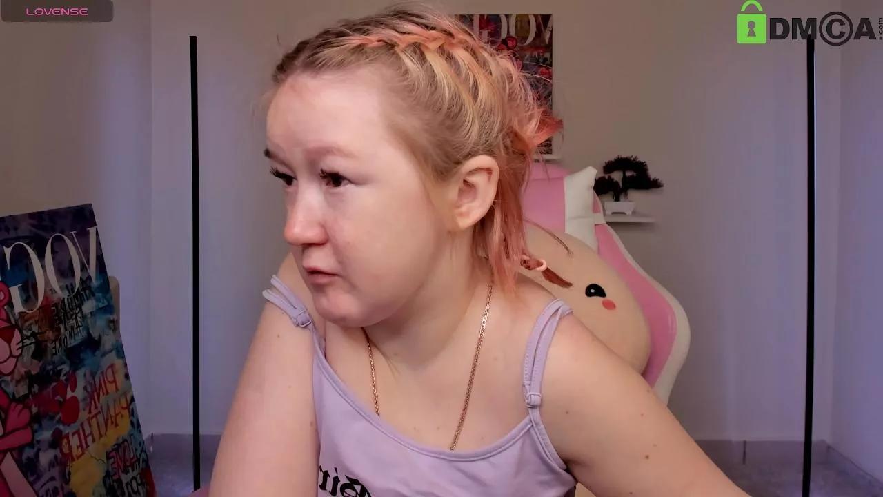 Sara_Moor from Cam4