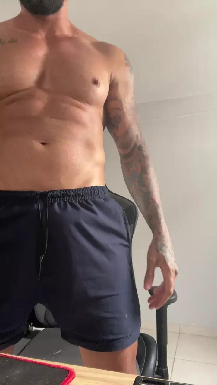 Saradoalto23 from Cam4