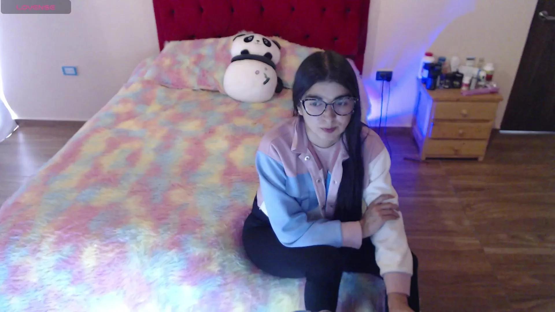 saray_honey from Cam4