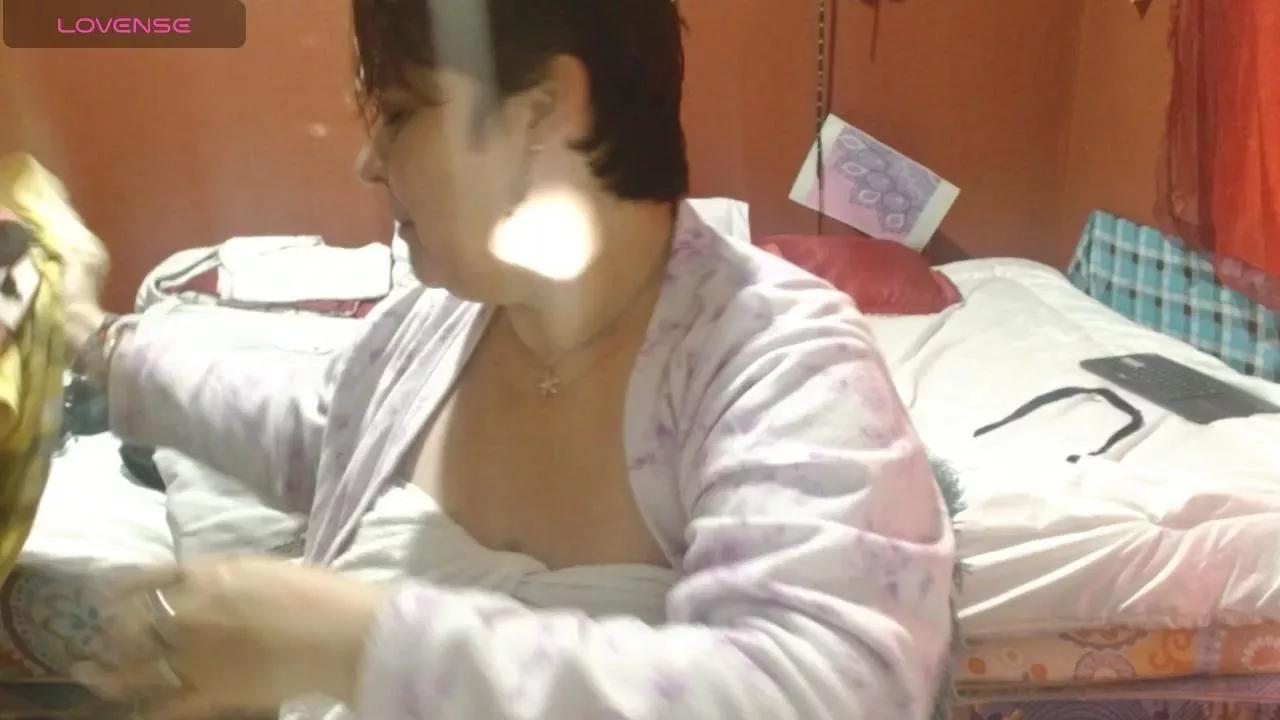 SashaRosee_ from Cam4