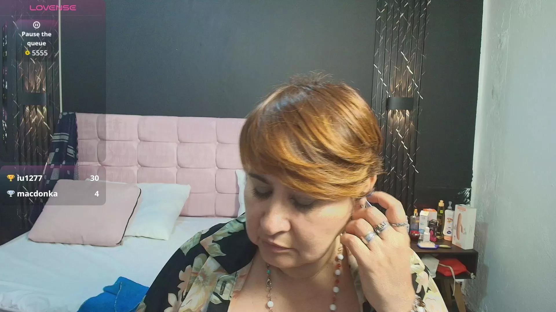 SashaRosee_ from Cam4