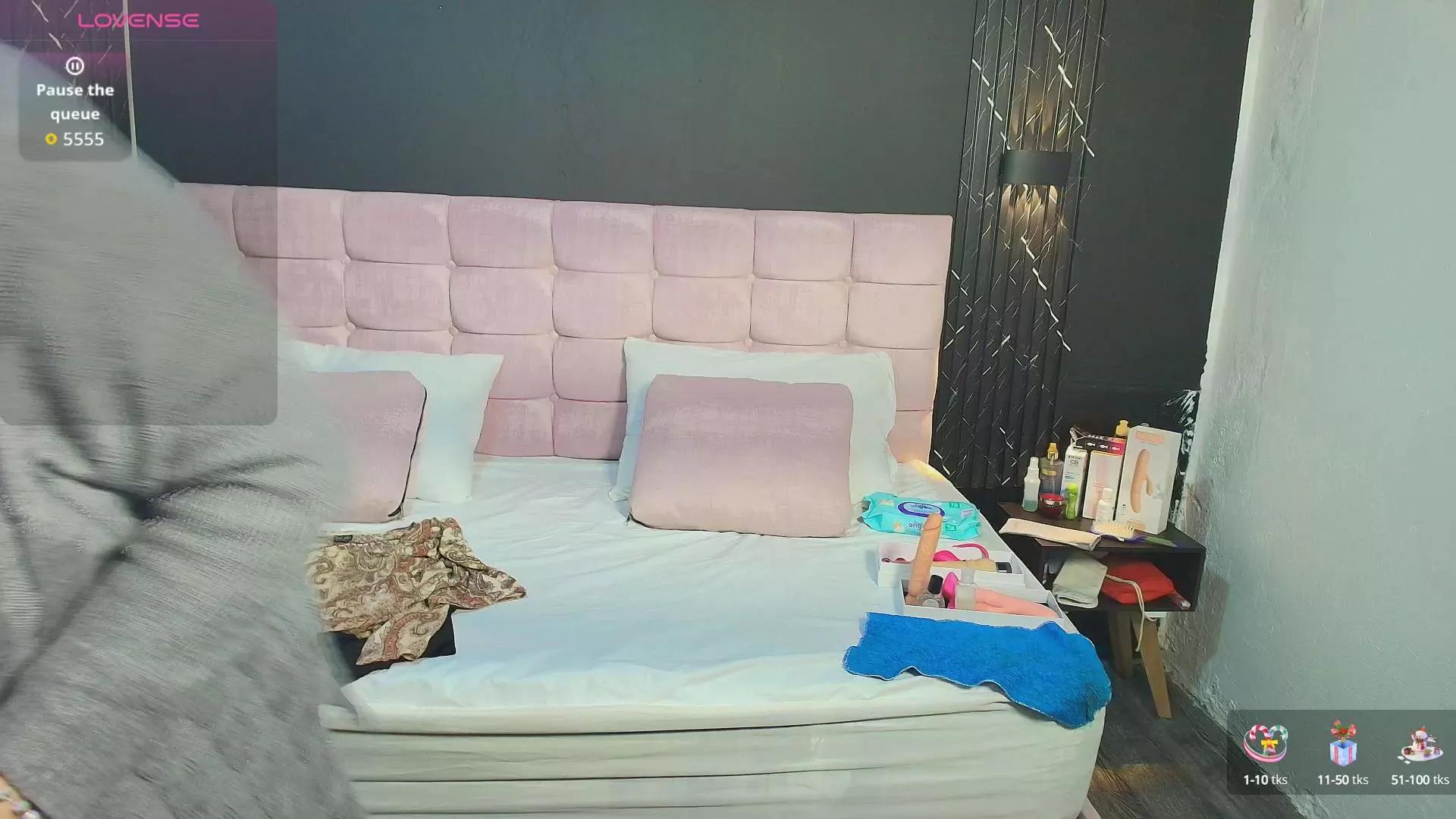 SashaRosee_ from Cam4