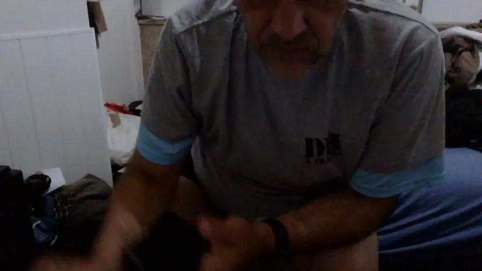 Scubi007 webcams show profile image 